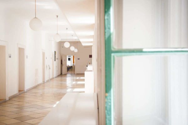 Pannon Kincstár iskola folyosója. Budapest Váci utca 47, a belváros szívében. Jövő az OKJ után.