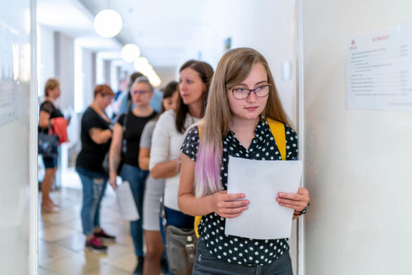 2019_09_07_10_48_42_A7100104