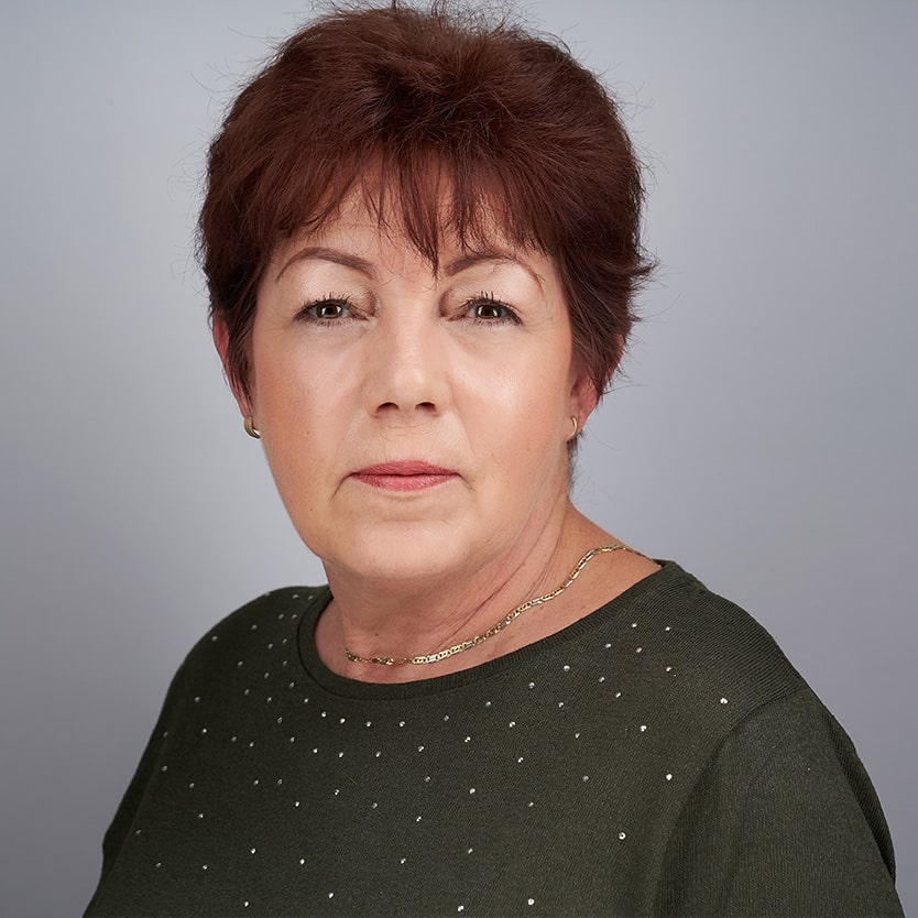 Piskóti Judit Piskóti Judit Diplomás ápoló, felnőtt aneszteziológiai és intenzív szakápoló, egészségügyi menedzser, a Pannon Kincstár szakmai referense. Pannon Kincstár, oktató.