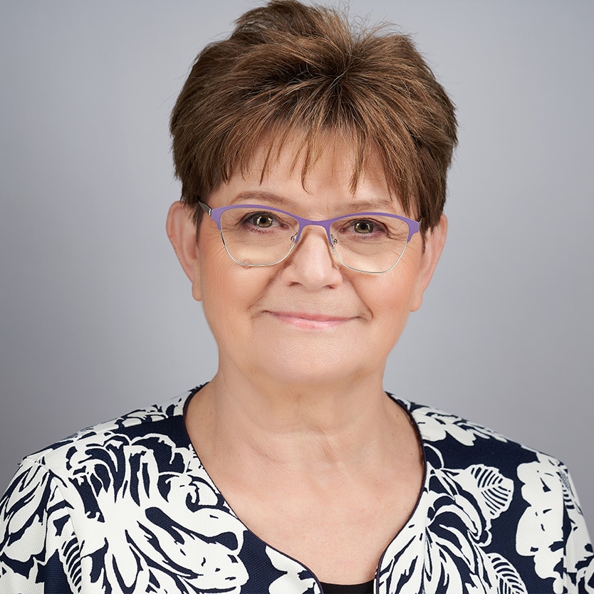 Ridegné Cseke Irén Ridegné Cseke Irén Egészségügyi szakoktató-mentortanár, pedagógiai előadó, közoktatásvezető, intenzív terápiás ápoló Pannon Kincstár, oktató
