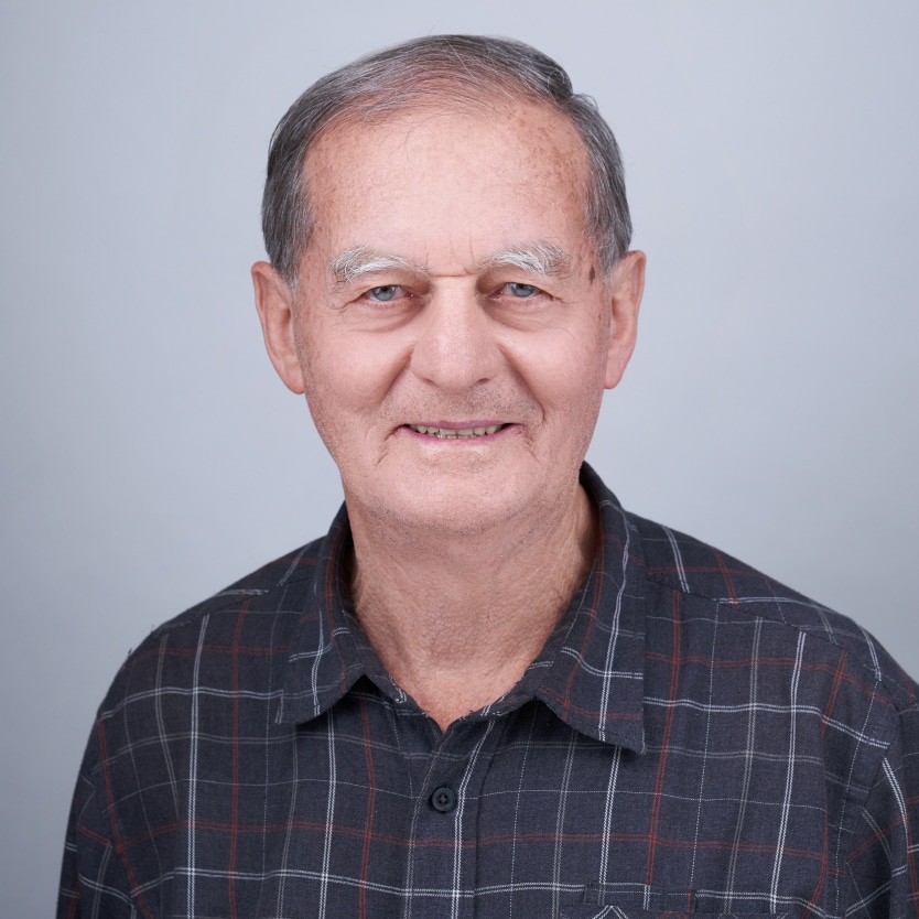 Dr. Albert Albert Dr. Albert Albert Tűz- és munkavédelmi vállalkozó, nyugdíjas Pannon Kincstár, oktató